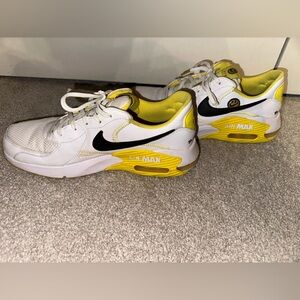 Go The Extra Smile Nike Shoes-Sz 10